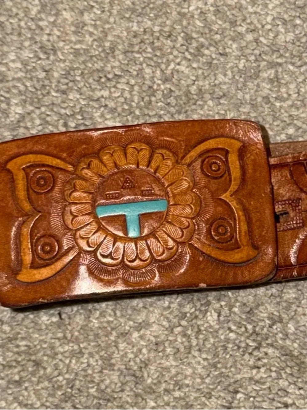 Beautiful Zuni tooled Leather Belt w/matching Buckle Aztec Genuine Leather🩵 - Picture 1 of 8